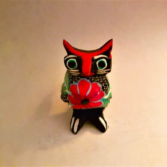 OWL Small Alebrije Oaxacan Folk Art Hand Crafted Carved Painted - Picture 1 of 1